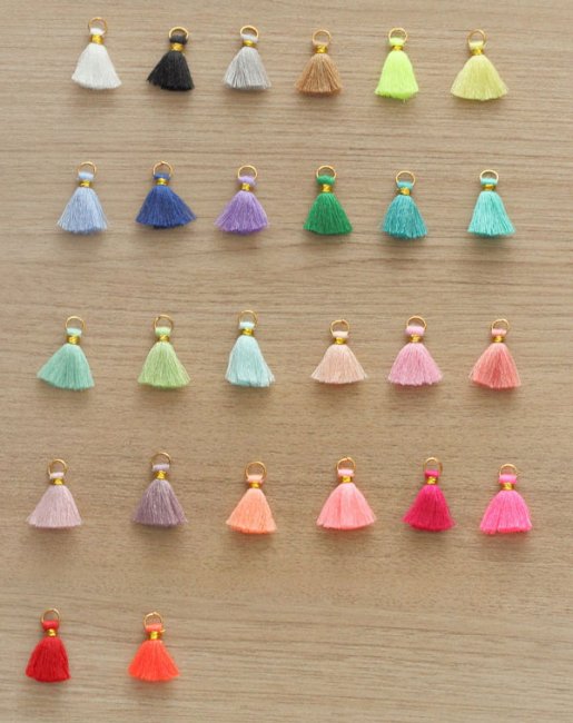 10 pcs of Mini Tassels DIY Craft Supplies Jewelry tassels Chunky tassel Short Boho tassels Small tassels Fringe Trim - 18 mm - Click Image to Close