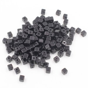 4mm Acrylic black square beads about 600pcs