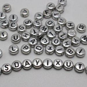 100Pcs Mixed Acrylic Flat Round Disc Alphabet Letter Spacer Beads 7x4mm, silver and black color letter