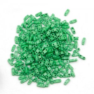 195Pcs Quarter Tila Seed Bead fern green