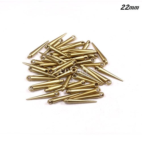 Basketball Wives Spikes Acrylic gold 22mm 50 PCS