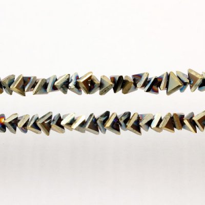 Triangle Crystal Beads, 4mm 6mm, green light